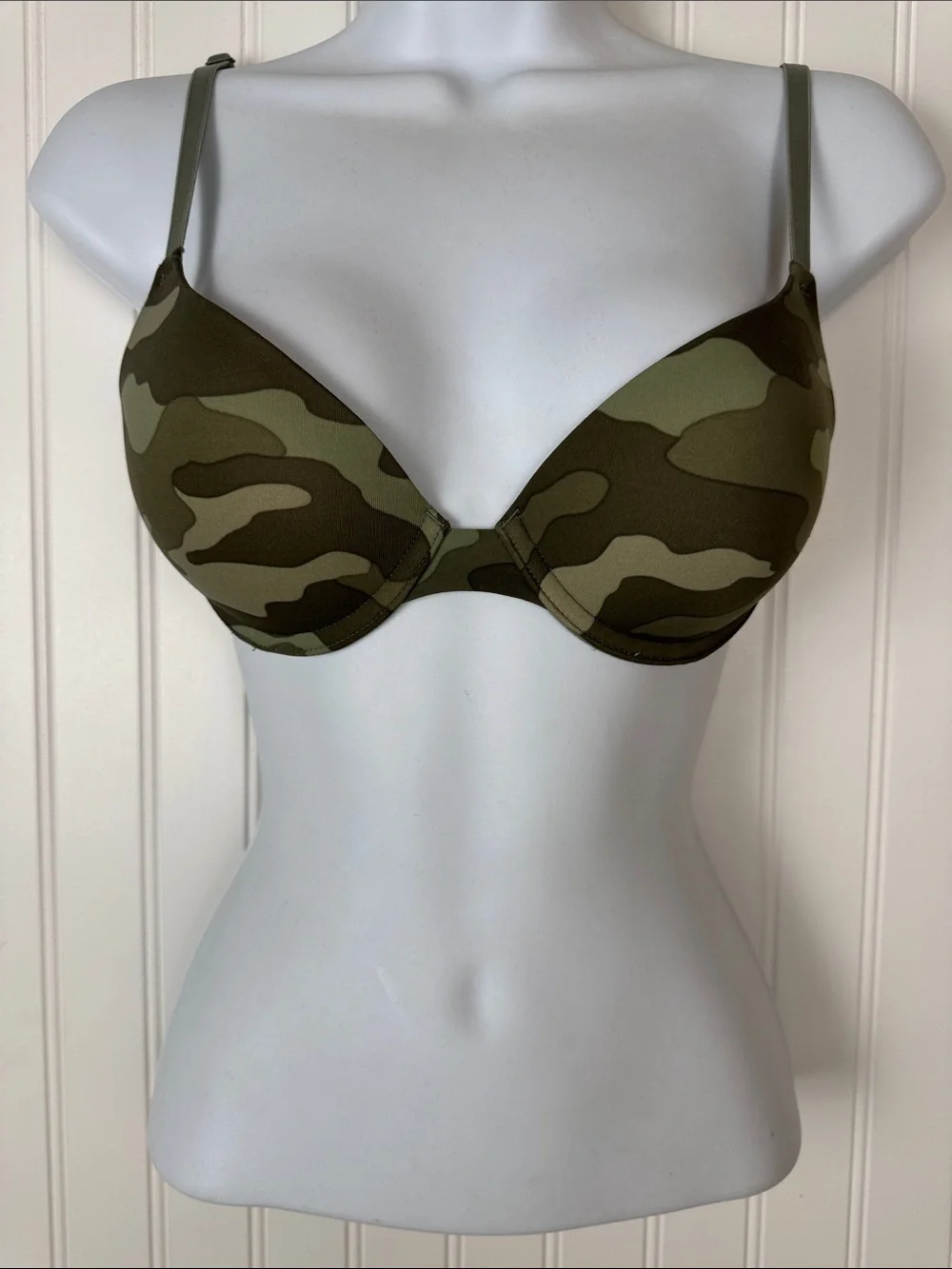 PINK Victoria's Secret Wear Everywhere Push-Up Bra 32B Green Camo‎ Earthy